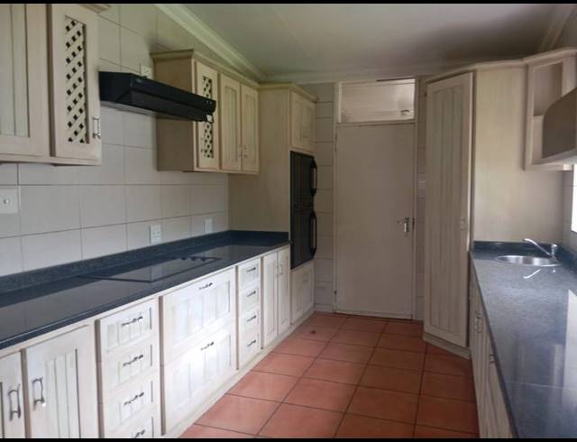 4 BEDROOM HOUSE FOR SALE IN SASOLBURG EXT 15